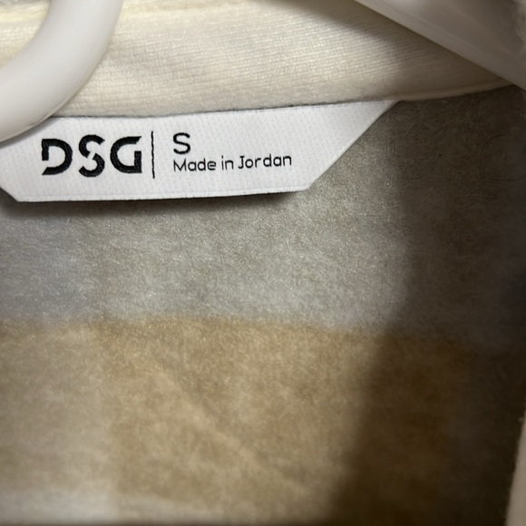 DSG Heavy weight button flannel shirt jacket, size small #40 - Picture 4 of 7